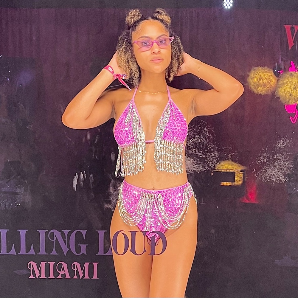 fun festival costume